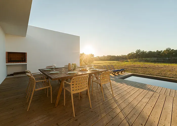 terrasse avec coucher de soleil